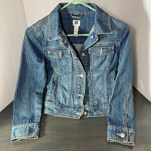 GAP Kids Denim Jacket – Size XL Youth – Medium Wash – Classic Trucker Style